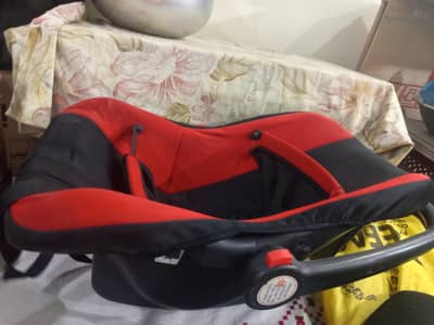 Infant Car Seat / Baby Carry Cot 2in1
