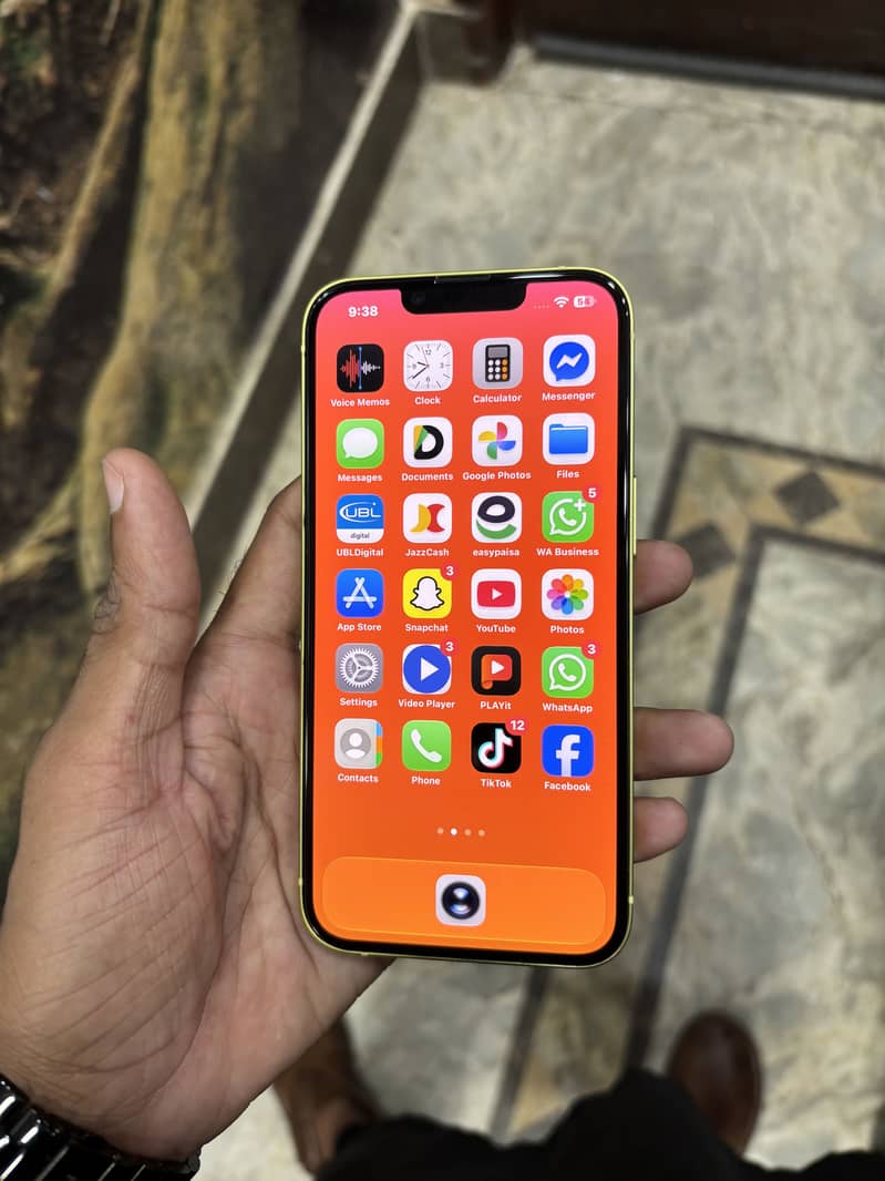Apple iPhone 14 2