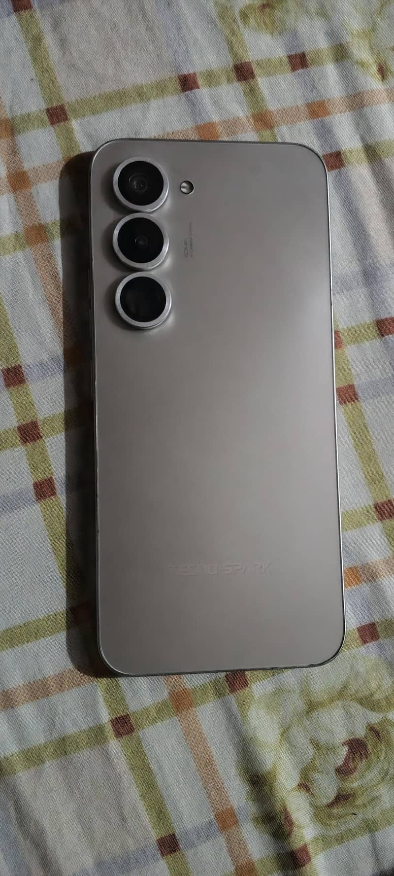 Tecno SPARK 40pro 5
