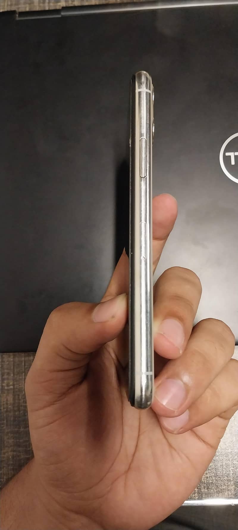 Apple iPhone 11 Pro 2