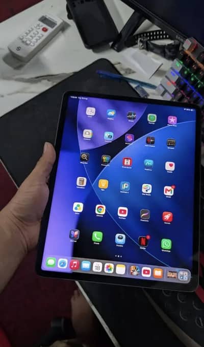 IPAD PRO M1 5TH GENERATION 256 GB 10/10 12.9 INCH