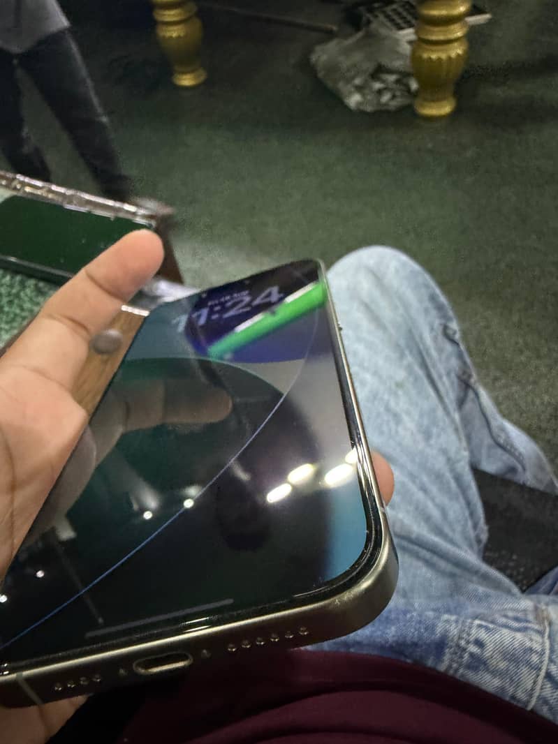 Apple iPhone 15 Pro Max 7