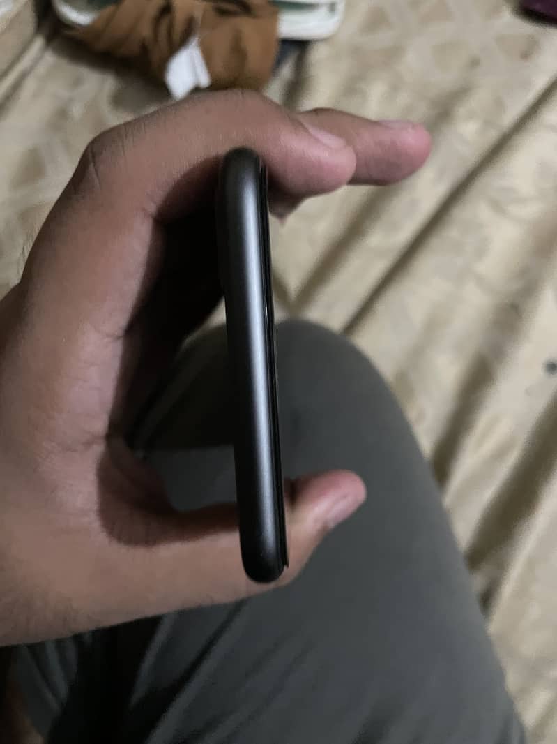 iPhone 8 plus 4