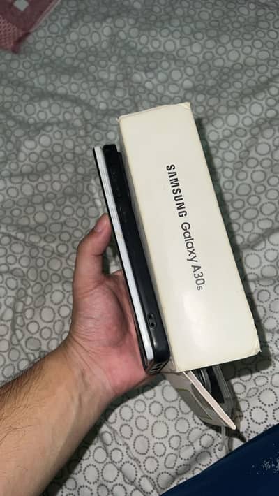 Samsung Mobile A30s