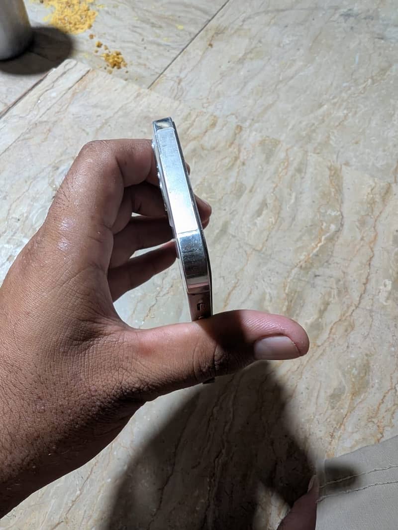 Apple iPhone 12 Pro 5