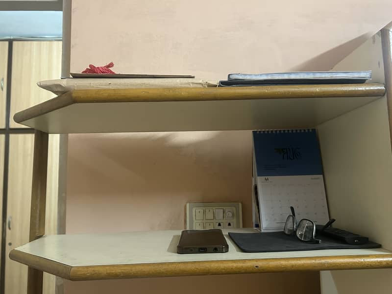 Divider 3