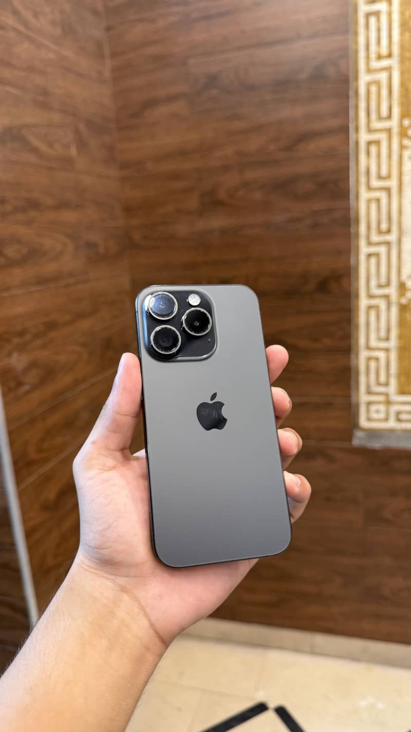 Apple iPhone 15 Pro 5