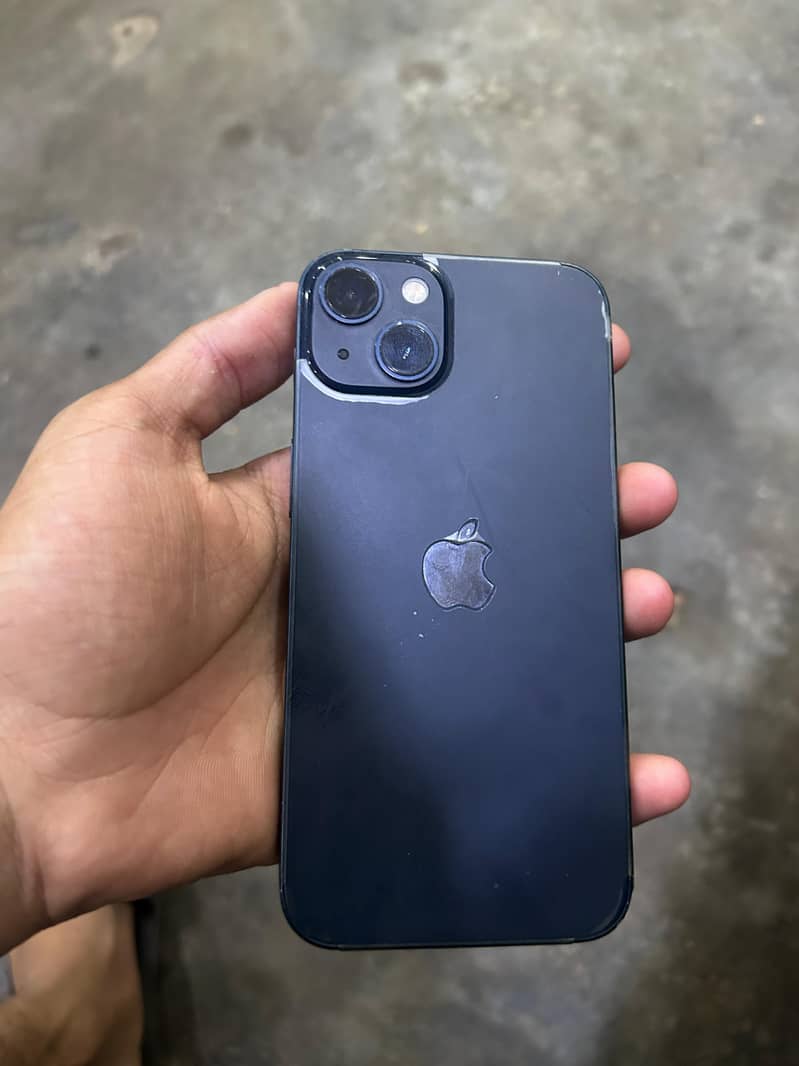 Apple iPhone 13 2