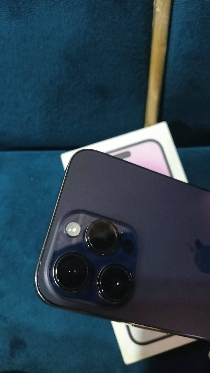 Apple iPhone 14 Pro Max 6