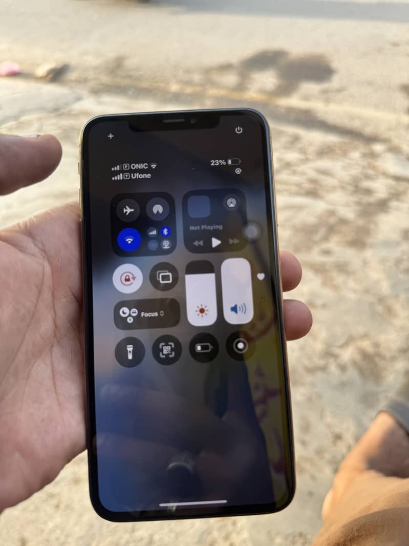 Apple iPhone XS Max 2