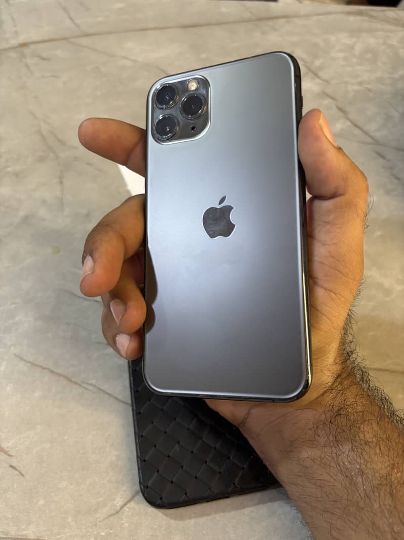 Apple iPhone 11 Pro 5