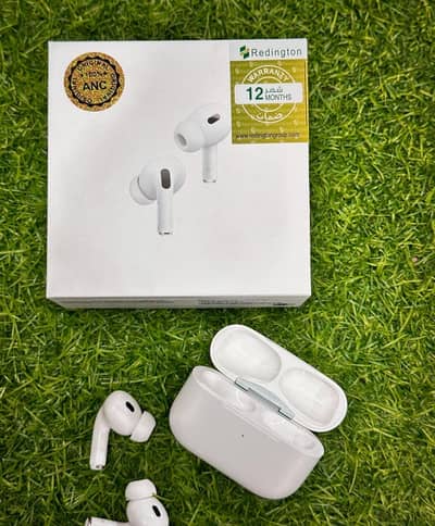 Earbuds with box