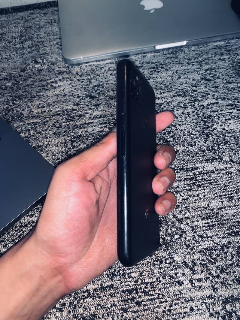 Google Pixel 5 2
