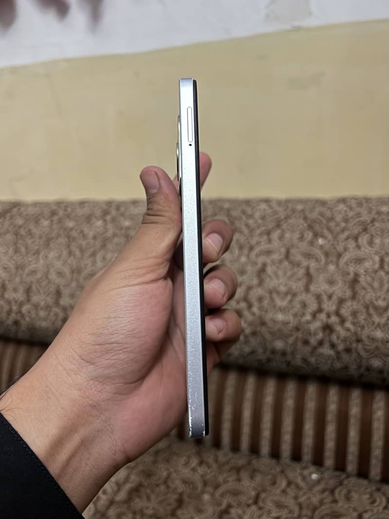 Tecno Spark 20 3