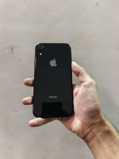 Apple iPhone XR