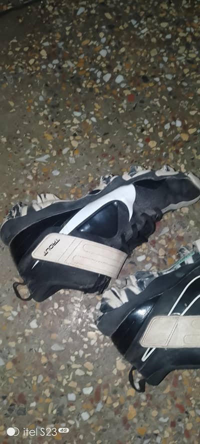 nike fastflex toes