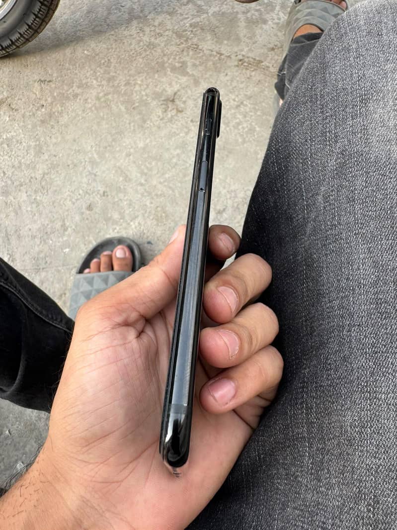 Apple iPhone 7 Plus 4
