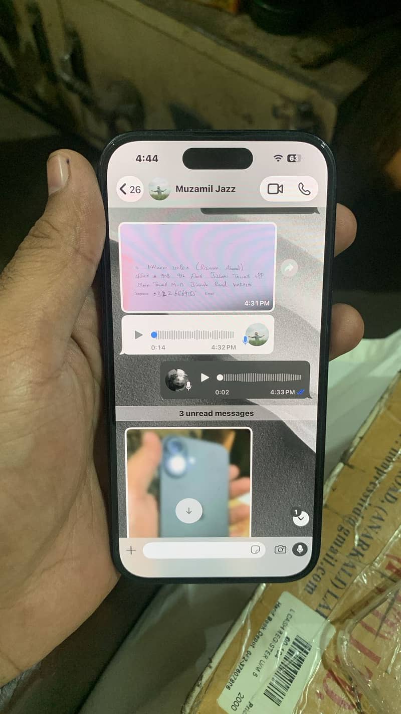 Apple iPhone 16 0
