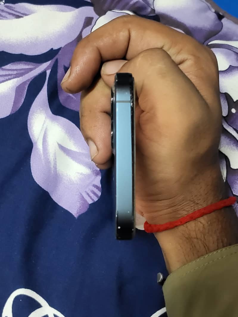 Apple iPhone 12 pro 2