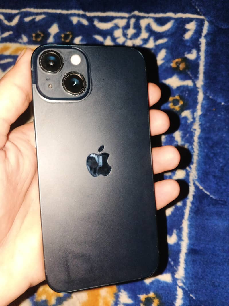 Apple iPhone 13 5