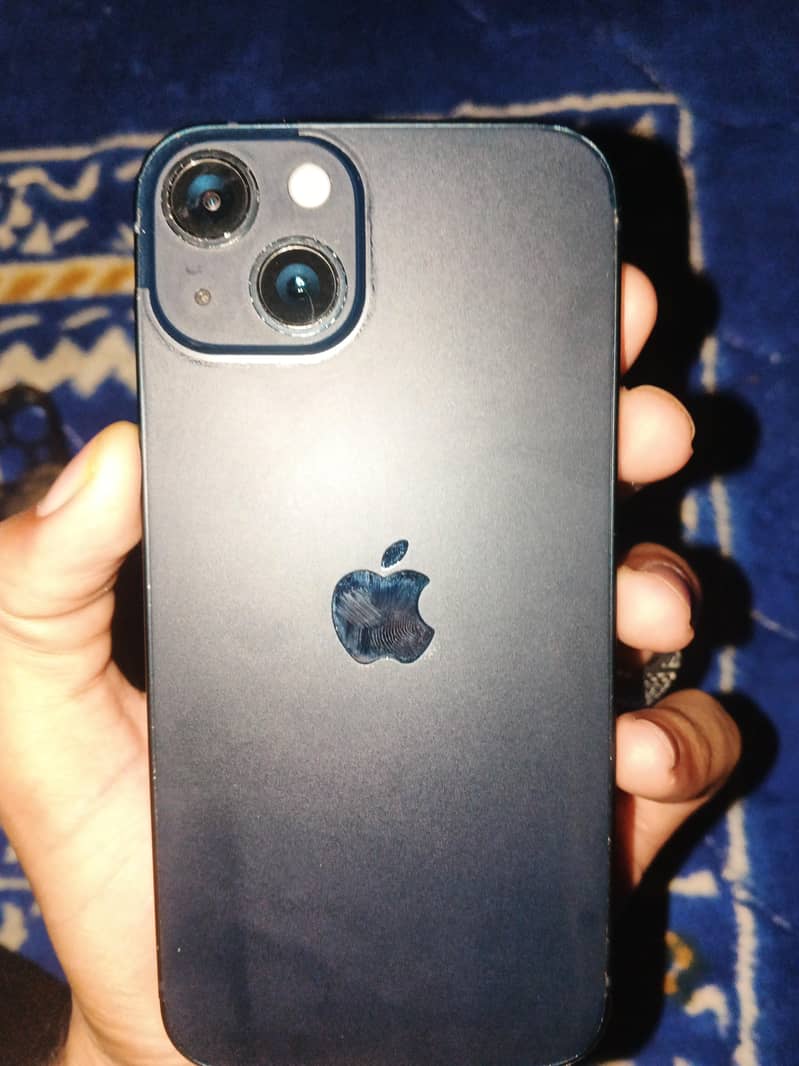 Apple iPhone 13 7