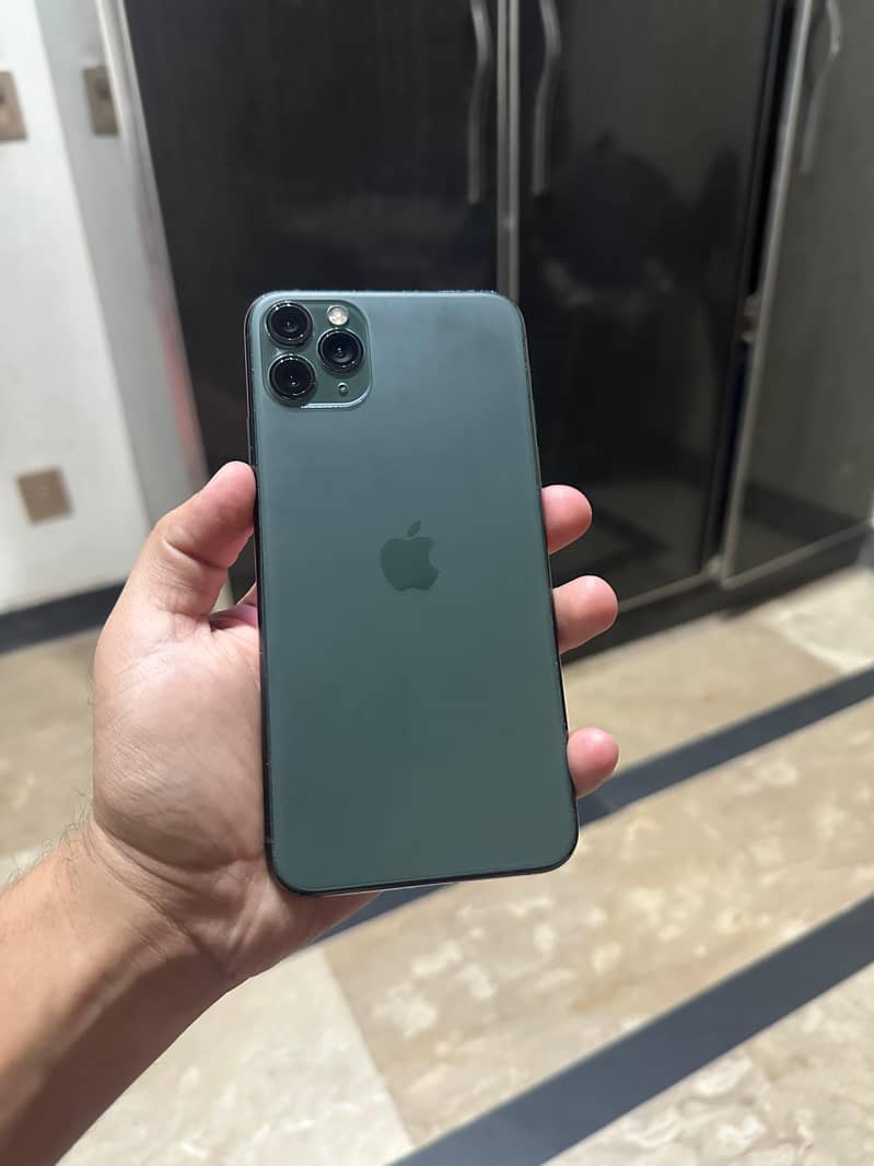 Apple iPhone 11 Pro Max 0