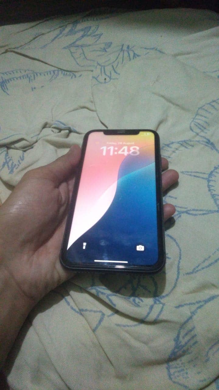 Apple iPhone 11 3