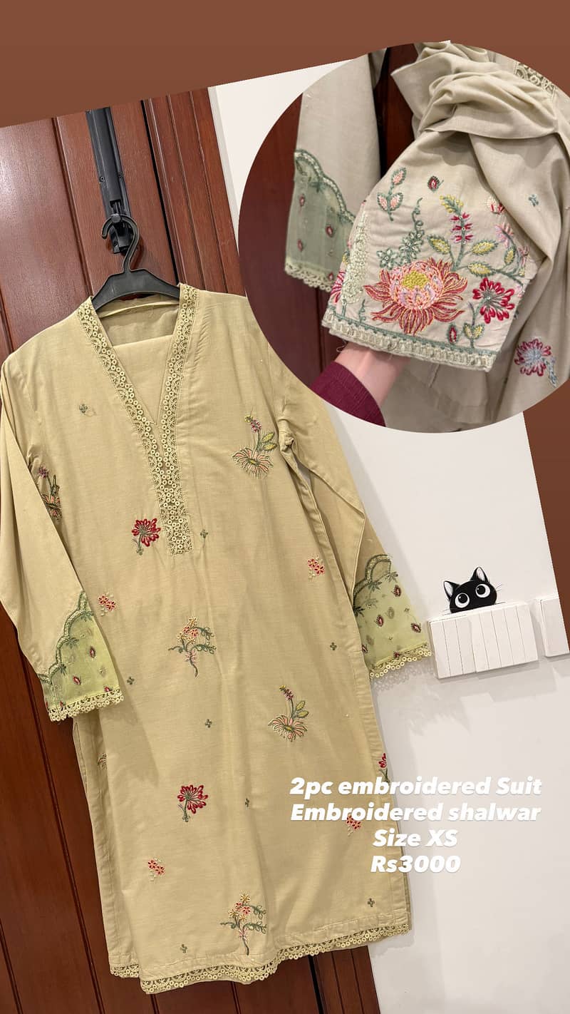 Preloved dresses 0