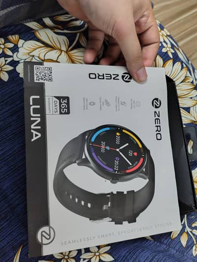 luna smart watch