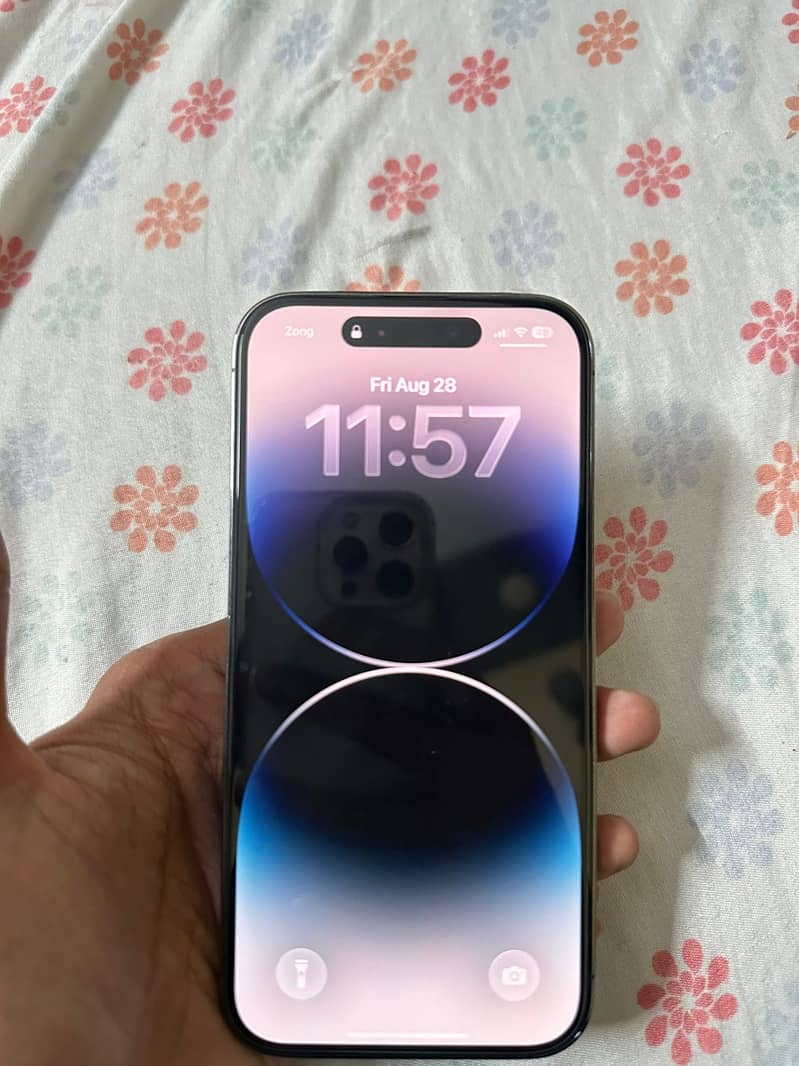 Apple iPhone 14 Pro 0