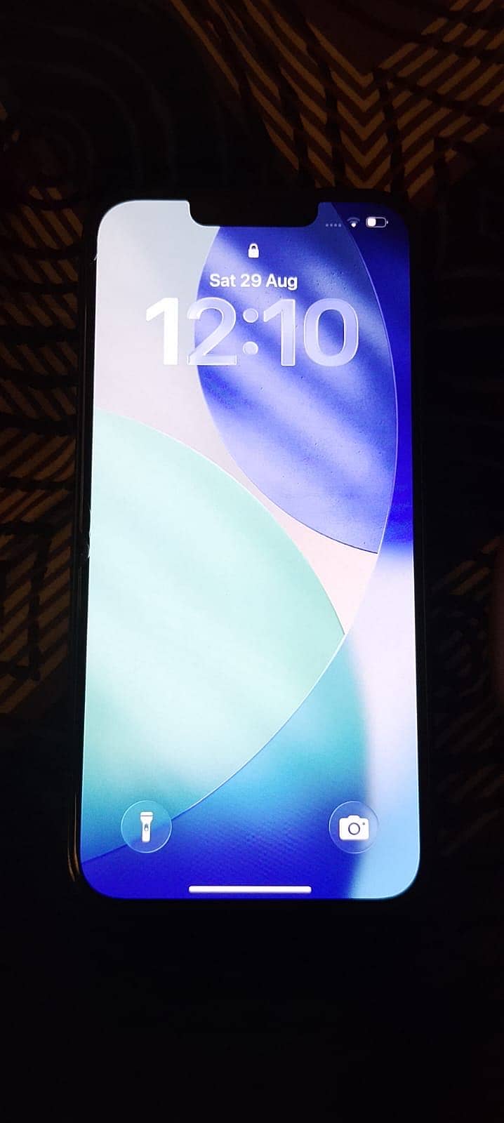 Apple iPhone 13 0