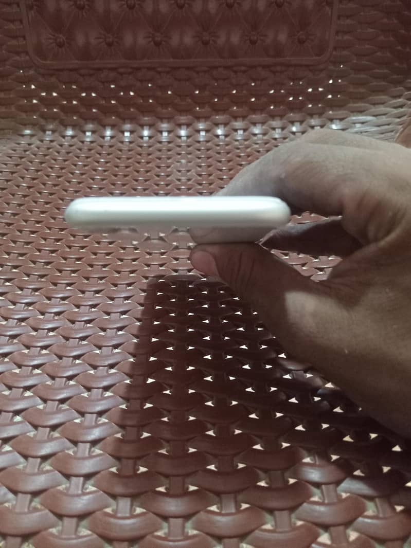 Apple iPhone 8 2