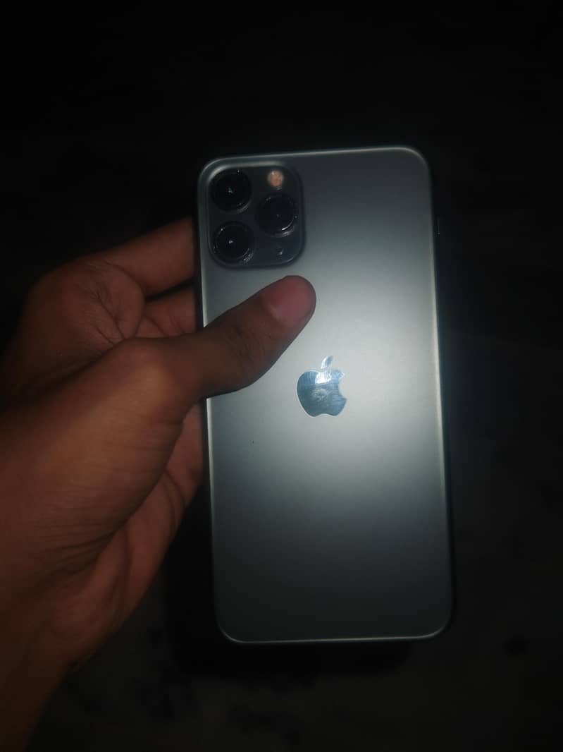Apple iPhone 11 Pro 0