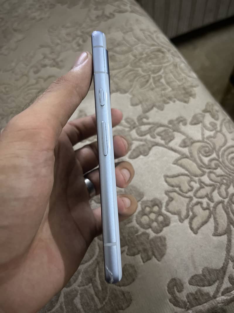 Google Pixel 7a 1