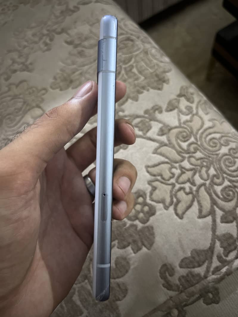 Google Pixel 7a 4