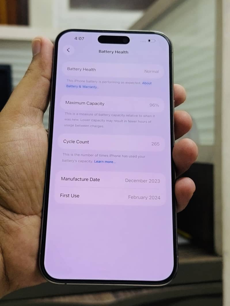 Apple iPhone 15 Pro Max 9