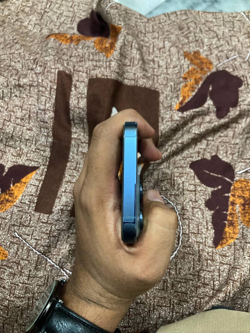 Apple iPhone 13 Pro 5