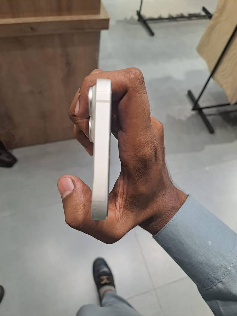 Apple iPhone 14 plus 2