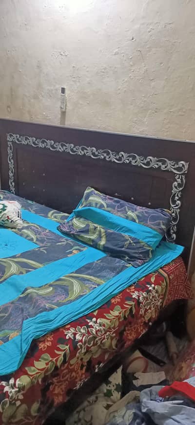 bed and mattress complete