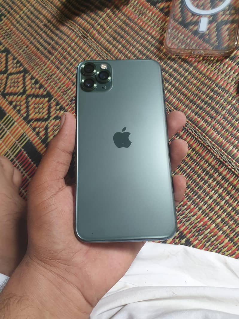 Apple iPhone 11 Pro Max 0