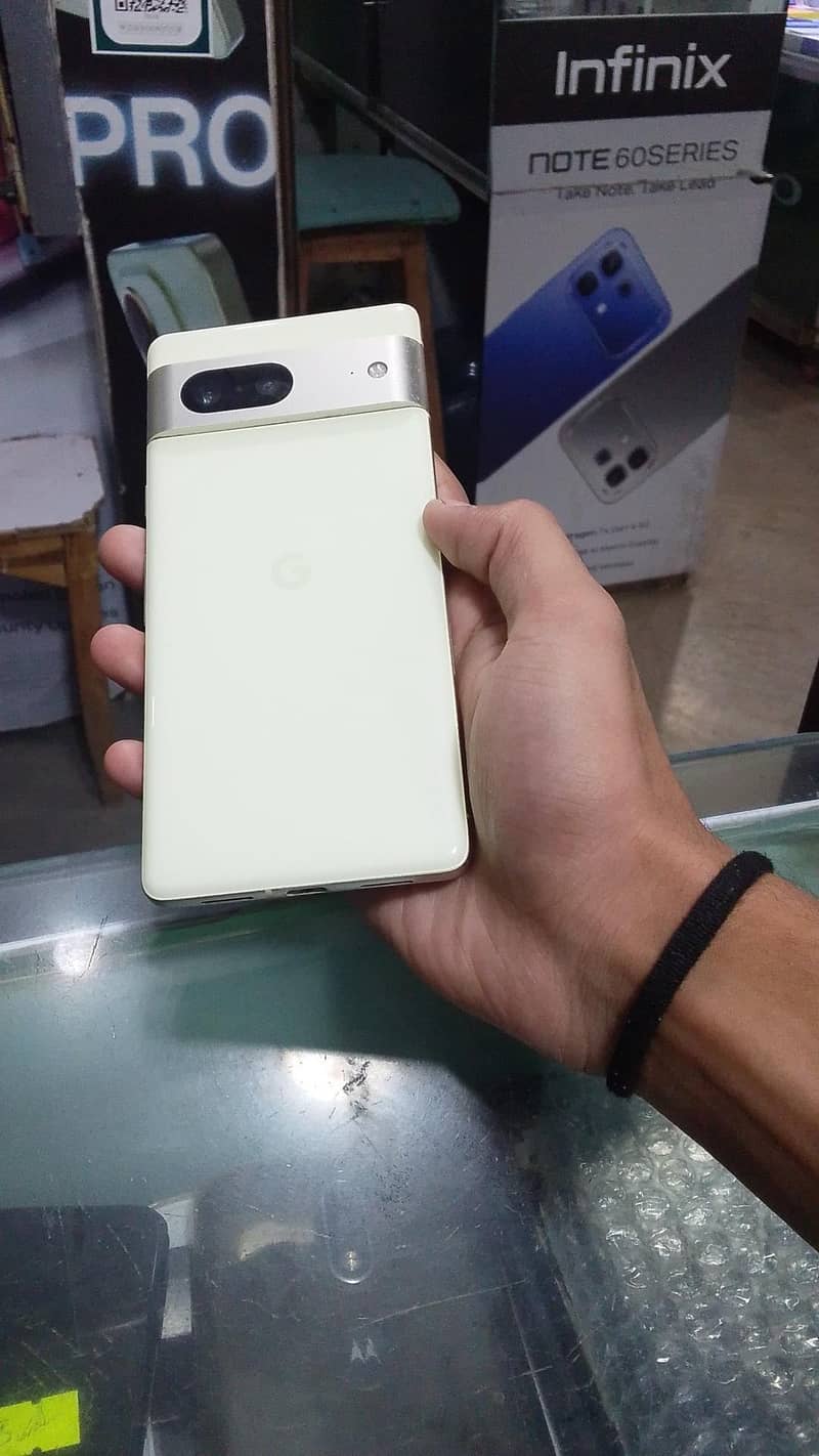 Google Pixel 7 0
