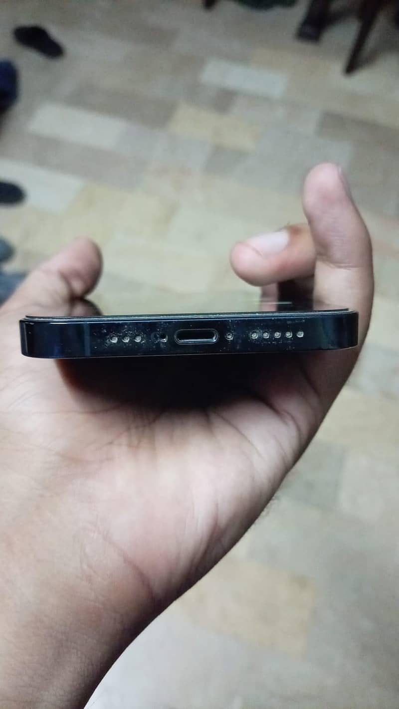 Apple iPhone 12 Pro 3