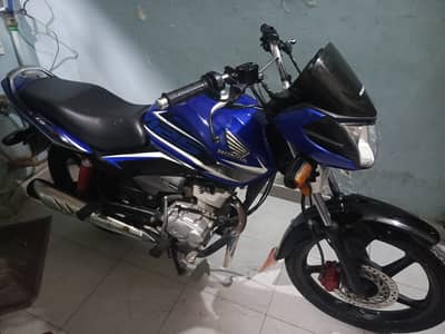Honda CB 125F 2021