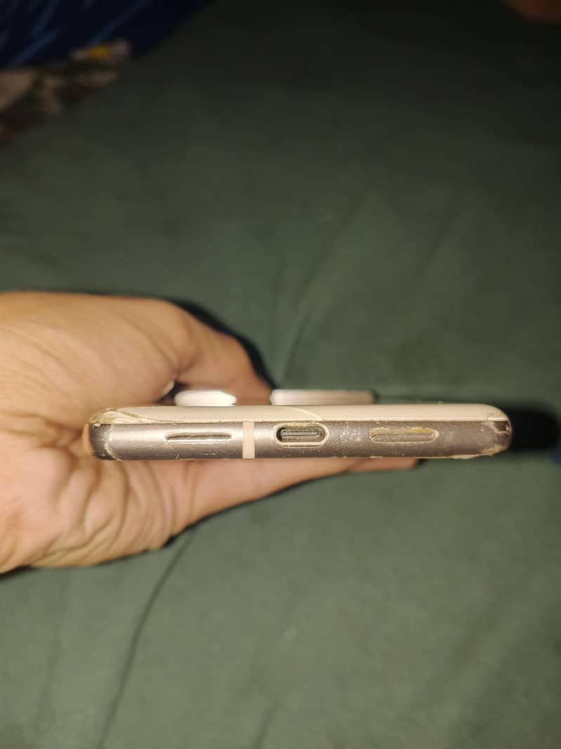 Google Pixel 6 Pro 4