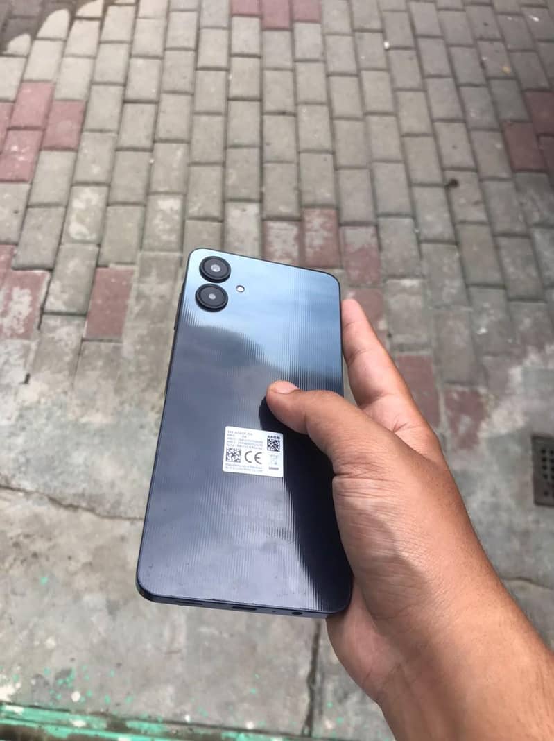 Samsung Mobile A06 4