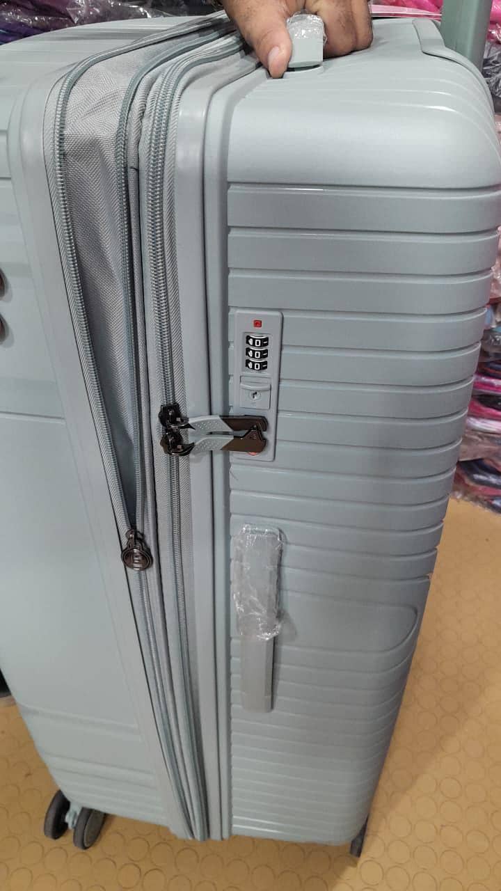 Suitcase 3 Piece with COD 1