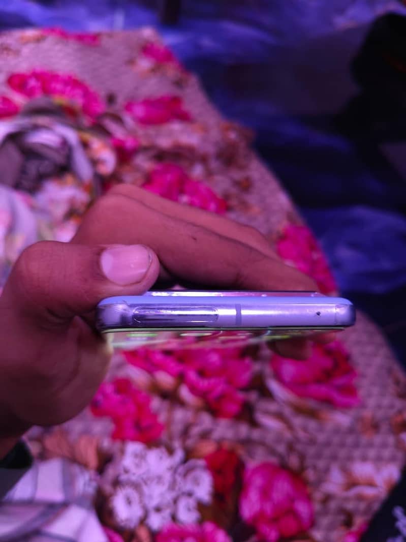 Google Pixel 8 Pro 6