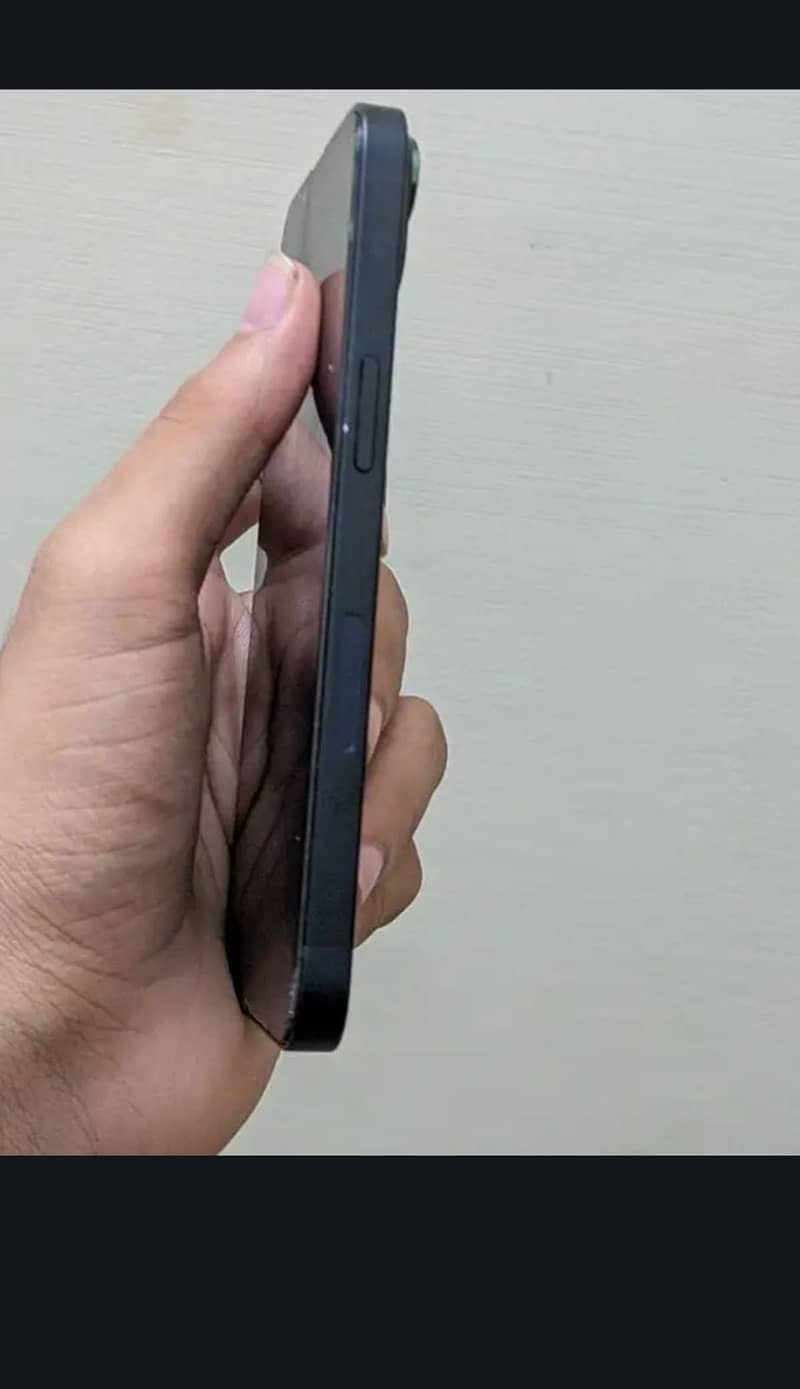 Apple iPhone 13 3