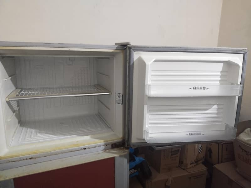 Dawlance fridge 1