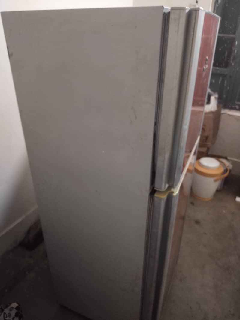 Dawlance fridge 4